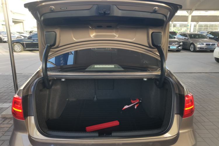 Used Volkswagen Sagitar 2015 280TSI Automatic Flagship Model Trunk