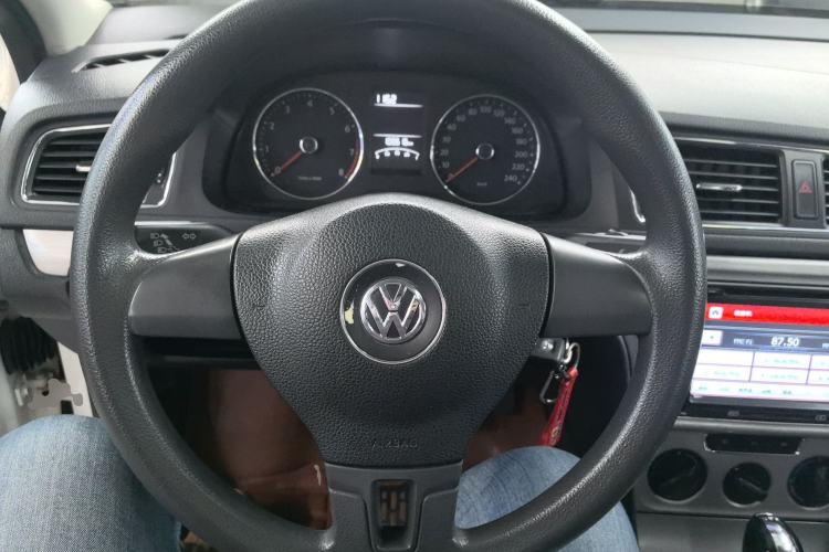 Used Volkswagen Lavida 2013 Revised Version 1.4 TSI DSG Comfort Edition
