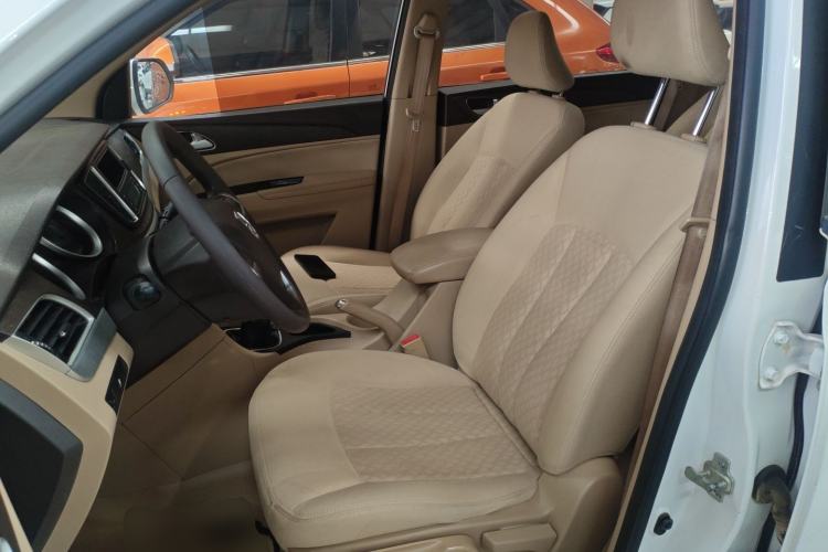 Used Baojun 730 2016 1.5L Manual Value Edition 7 Seats China V Emission Standard