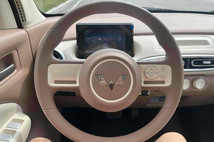 Used Wuling Hongguang MINIEV 2025 Four-Door Version Advanced Edition