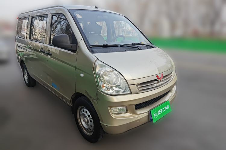 Used Wuling Rongguang 2014 1.2L S Base Model