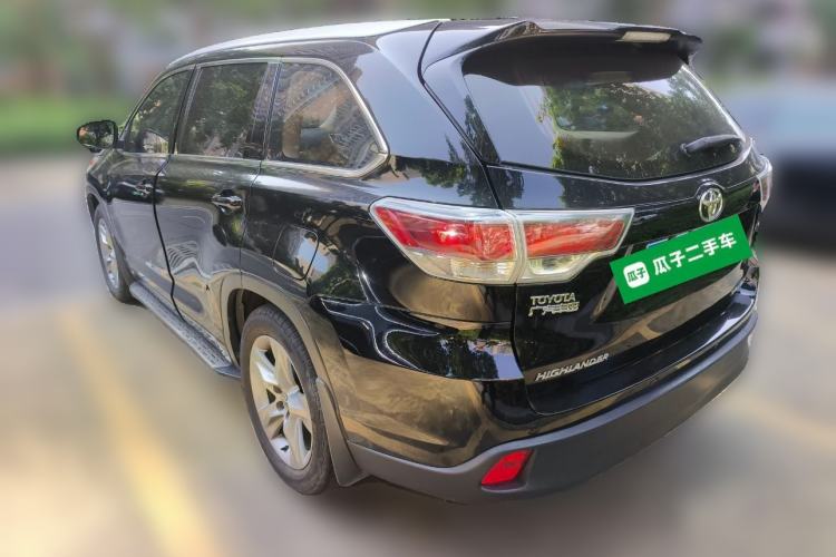 Used Toyota Highlander 2017 2.0T Four-Wheel Drive Luxury Edition 7 Seats