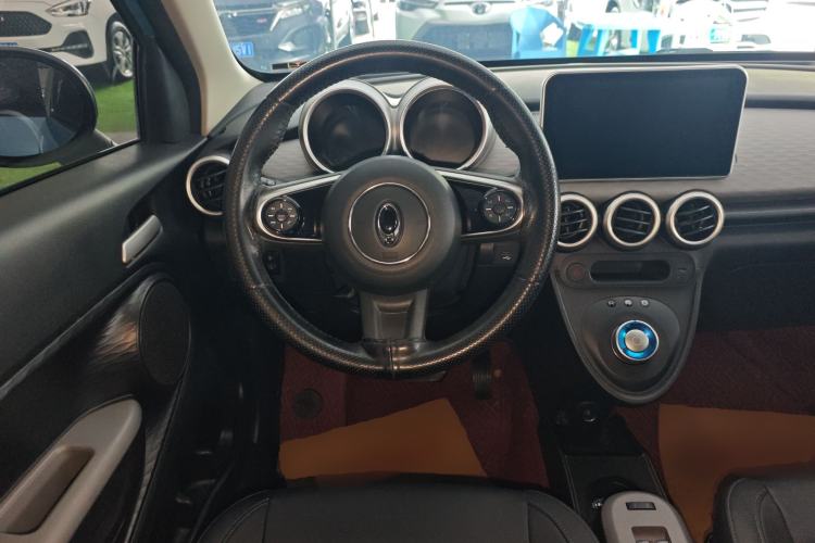 Used ORA Black Cat 2019 351 km Family Edition