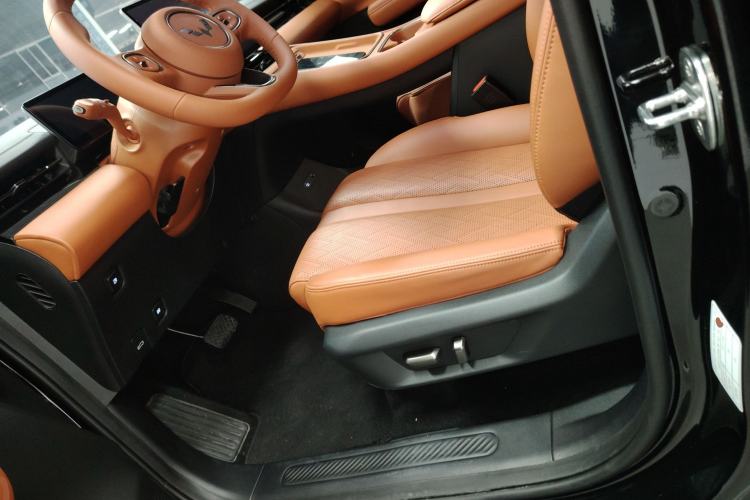 Used Wuling Xingguang S 2025 Model, 130km Flagship Edition