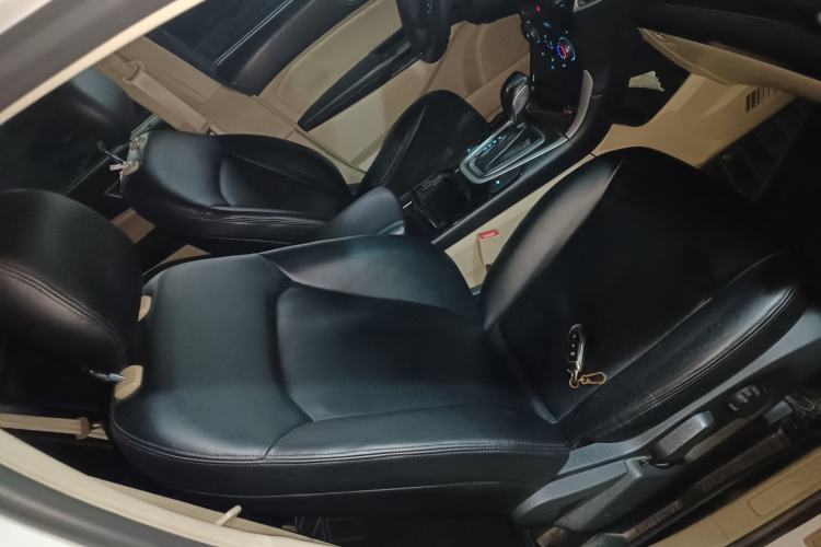 Used Ford Edge 2015 2.0T GTDi Two-Wheel-Drive Elite Edition
