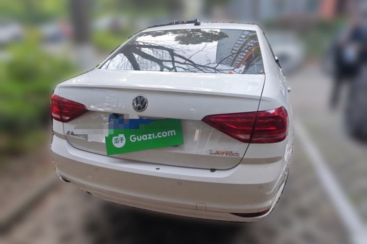 Used Volkswagen Lavida 2015 1.6L Automatic Fashion Edition
