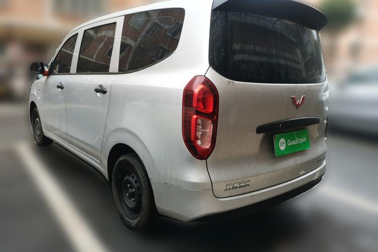 Used Wuling Hongguang New Energy 2024 All-Electric Model 300KM Practical Version Rear Left 45 Deg