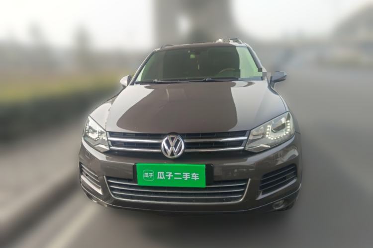 Used Volkswagen Touareg 2011 3.0 TSI High-End Version Front