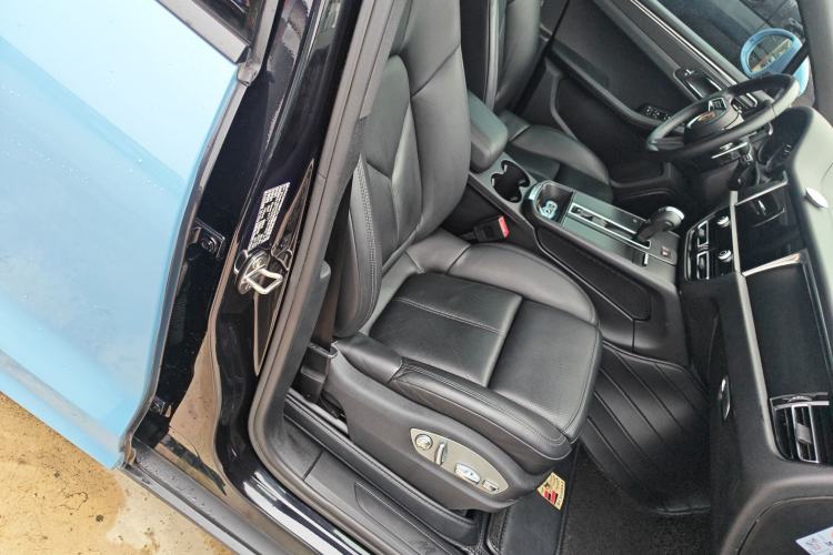 Used Porsche Macan 2022 Macan 2.0T