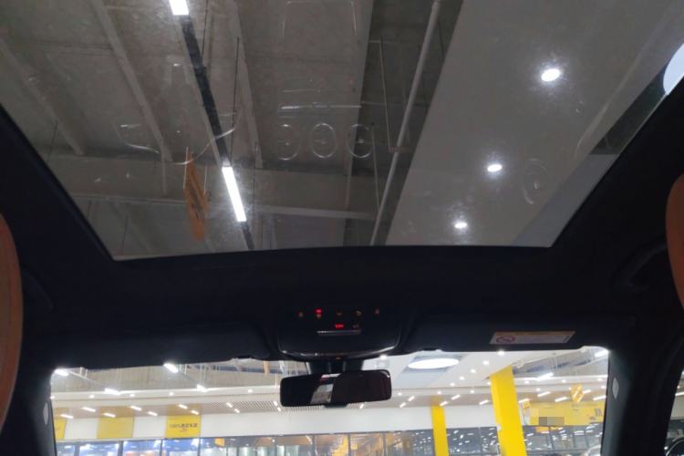 Used Mercedes-Benz GLC 2020 Facelifted GLC 260 L 4MATIC Dynamic Edition Headliner