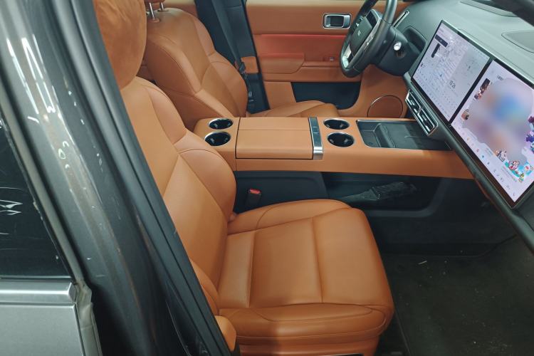 Used Li Auto L8 2023 Pro Model Right Front Seat