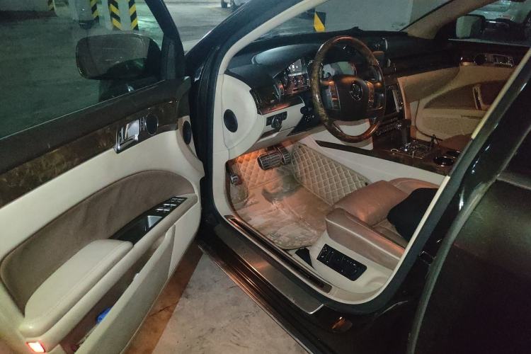 Used Volkswagen Phaeton 2011 3.6L V6 5-Seater Extended-Length Individual Edition
