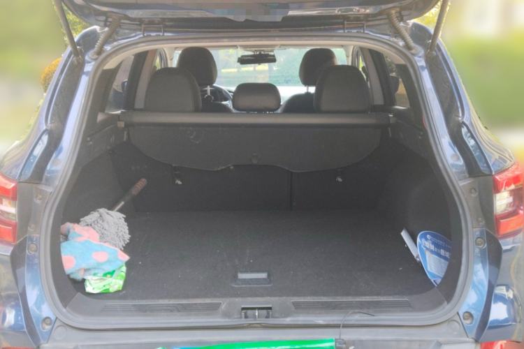 Used Renault Kadjar 2017 2.0L Two-Wheel-Drive Leading Edition
