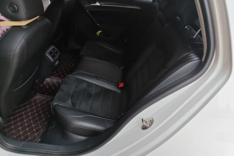 Used Volkswagen Golf 2019 280TSI DSG Luxury Version China VI Standard Left Rear Seat