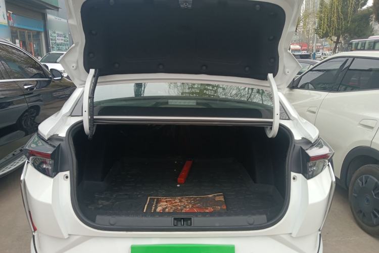 Used Dongfeng Aeolus Yixuan 2021 230T Automatic Glory Edition
