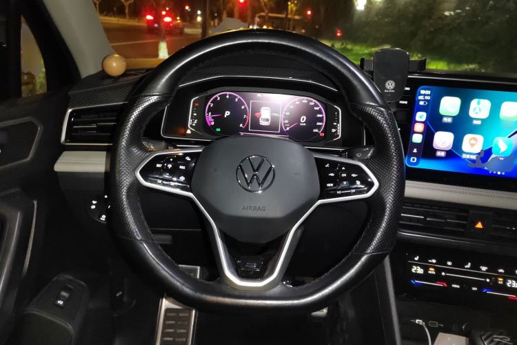 Used Volkswagen Tiguan L 2022 330TSI Automatic Two-Wheel Drive R-Line Enhanced Edition
