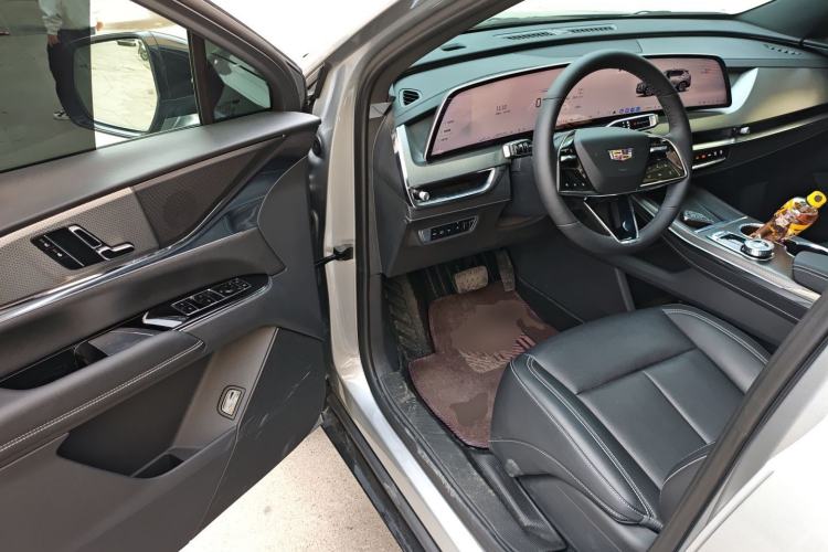 Used Cadillac XT5 2025 2.0T Luxury Version Driver Seat