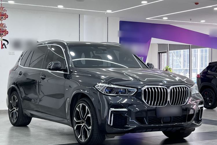 Used BMW X5 2022 Restyled xDrive 40Li Luxury Edition M Sport Package
