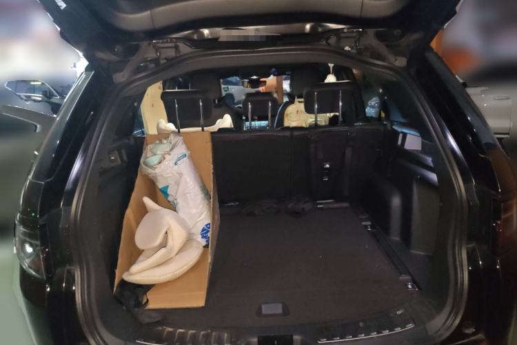 Used Land Rover Discovery Sport 2022 Restyled 249 PS R-Dynamic SE Performance Tech Edition 5 Seats Trunk