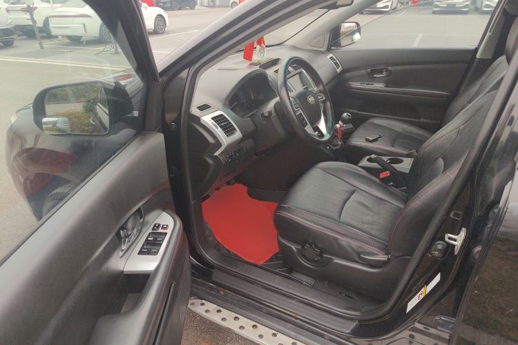 Used BYD S6 2014 1.5TI Manual Luxury 7-Seater