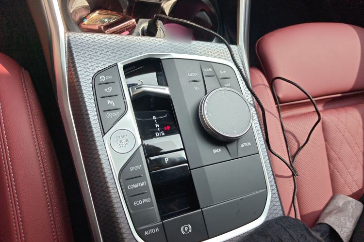 Used BMW 3 Series 2025 330Li M Sport Shadowline Package Gear Lever