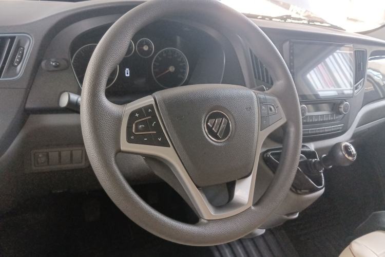 Used Foton Toano 2023 2.0T Manual Urban Version Short Wheelbase Mid-Height Design with Single Rear Tire—5/6/9 Seater Steering Wheel