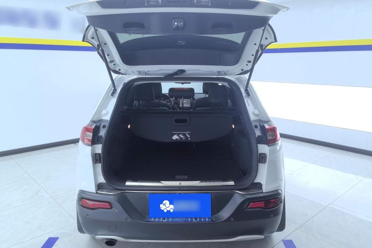 Used Jeep Cherokee 2017 2.0L Superior Edition