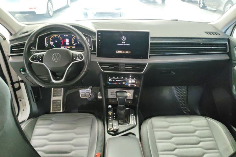 Used Volkswagen Tiguan X 2022 330TSI Two-Wheel-Drive Flagship Edition Center Console