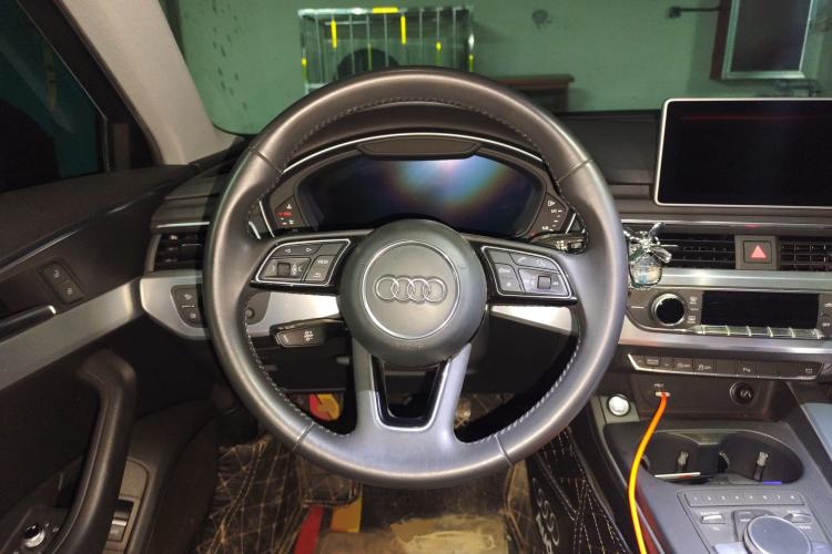 Used Audi A4L 2018 30th Anniversary Edition 40 TFSI Fashion Model