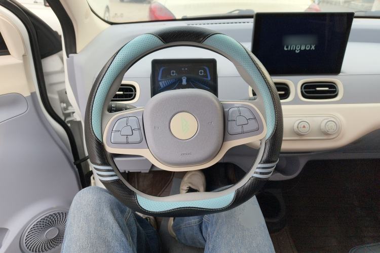 Used LINGBOX 2024 Lingzhi Edition Steering Wheel
