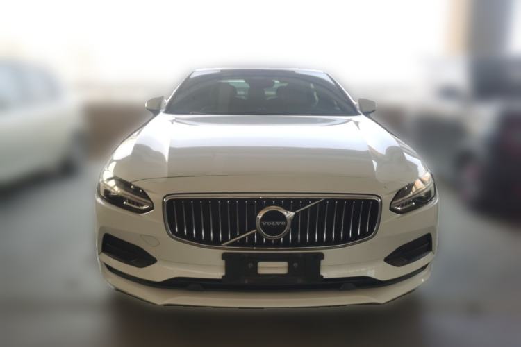 Used Volvo S90 2018 T4 Zhiyuan Edition Front
