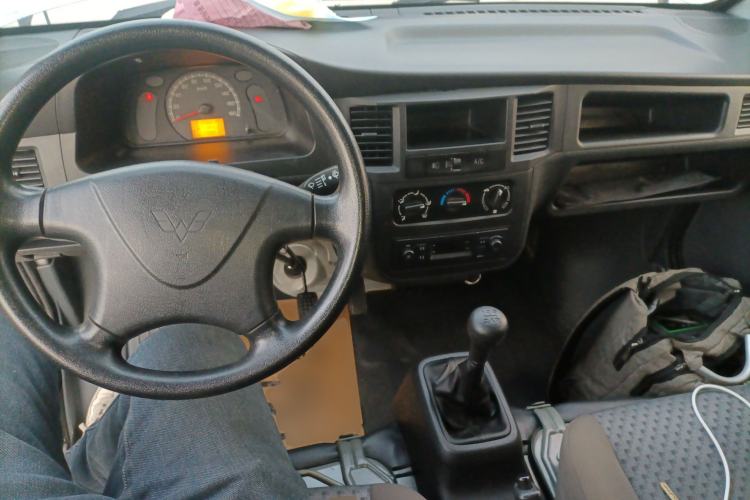 Used Wuling Zhiguang 2023 1.5L Utility Version with Enclosed Windows 2 Seats