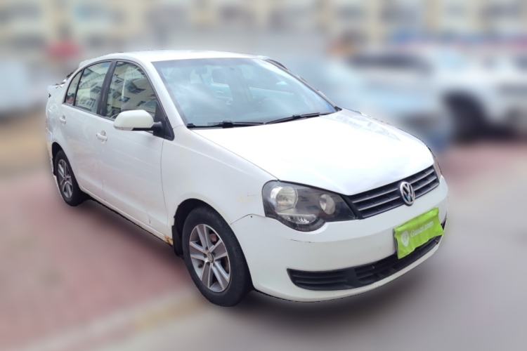 Used Volkswagen Polo 2011 Jingqu 1.4L Manual Sile Edition Front Right 45 Deg