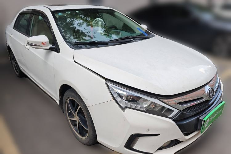 Used BYD Qin 2014 1.5T Flagship Model
