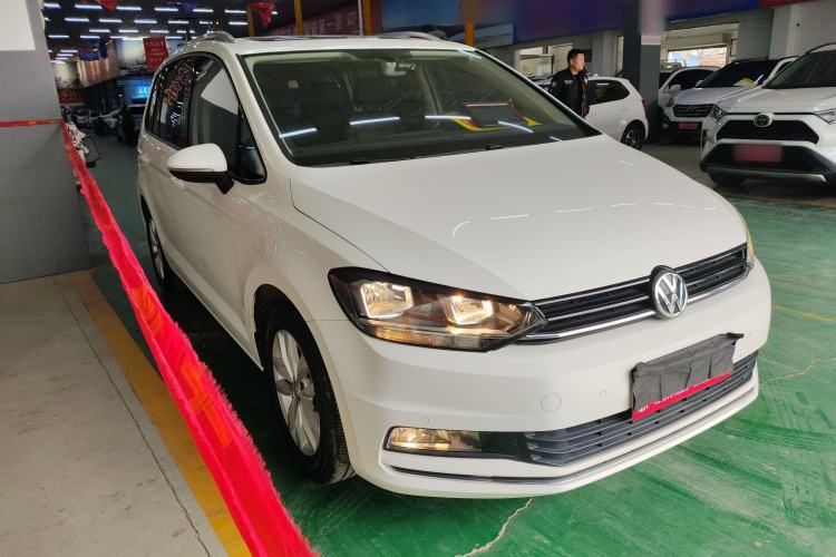 Used Volkswagen Touran 2018 Volkswagen Touran L 280TSI DSG Comfort Edition 7 Seats China VI Standard