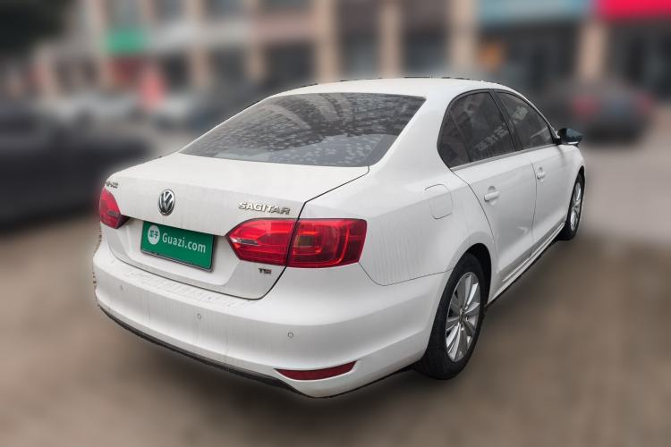 Used Volkswagen Sagitar 2014 1.4TSI Automatic Luxury Model
