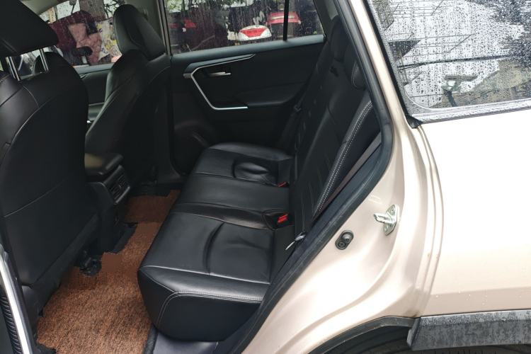 Used Toyota Wildlander 2020 2.0L CVT Two-Wheel Drive Luxury Edition
