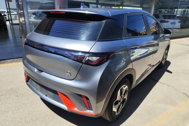 Used BYD Dolphin 2021 405 km Fashion Edition
