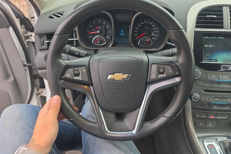 Used Chevrolet Malibu 2012 2.0L Automatic Luxury Edition Steering Wheel