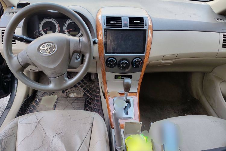 Used Toyota Corolla 2007 1.6L Automatic GL Center Console