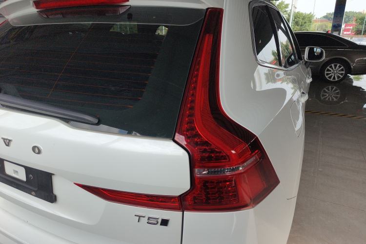 Used Volvo XC60 2021 T5 4x4 Smart Luxury Edition
