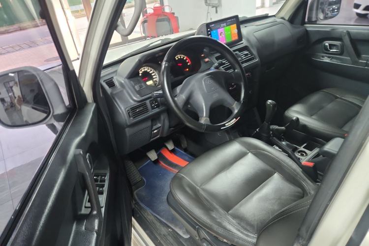 Used Leopaard Heijingang 2014 2.4L Manual 4x4