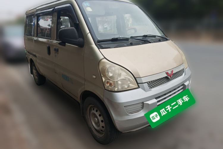 Used Wuling Rongguang 2011 1.2L Base Version
