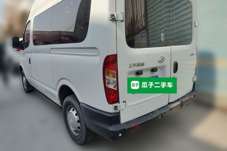 Used SAIC MAXUS Xintu V80 2019 2.5T Classic 6-Speed Manual Van Short Wheelbase Mid-Roof Design 2/3 Seats