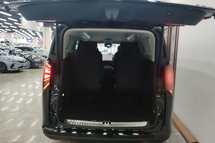 Used Geely Galaxy LEVC L380 2024 100 kWh 6-Seater Two-Wheel Drive Air
