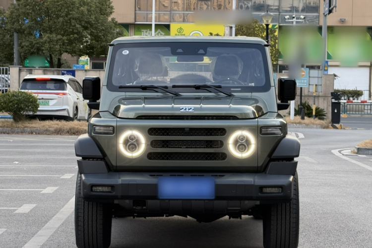 Used 212 T01 2024 2.0T Explorer