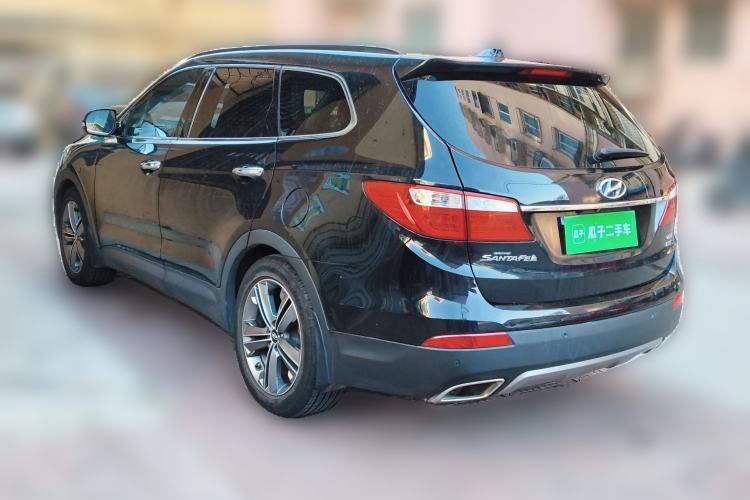 Used Hyundai Grand SantaFe 2013 3.0L 7-Seater 4x4 Flagship Edition
