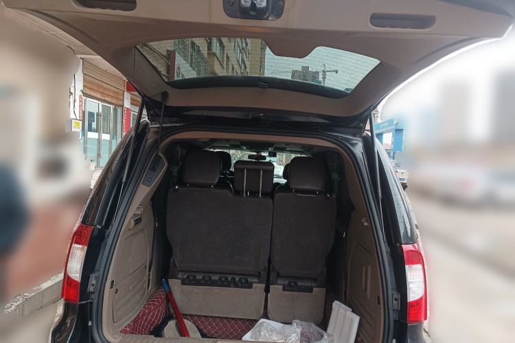 Used Chrysler Grand Voyager 2013 3.6L Luxury Edition Trunk