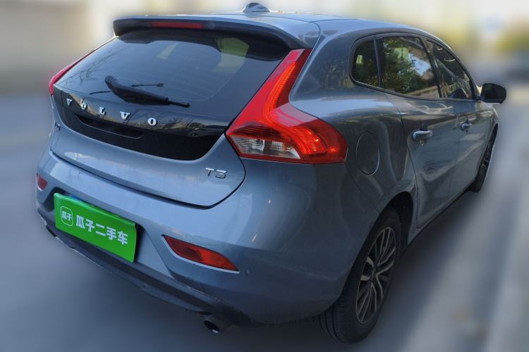 Used Volvo V40 2019 T3 Zhiyi Edition Rear Right 45 Deg