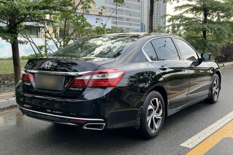 Used Honda Accord 2016 2.0L Elite Edition Exterior 2